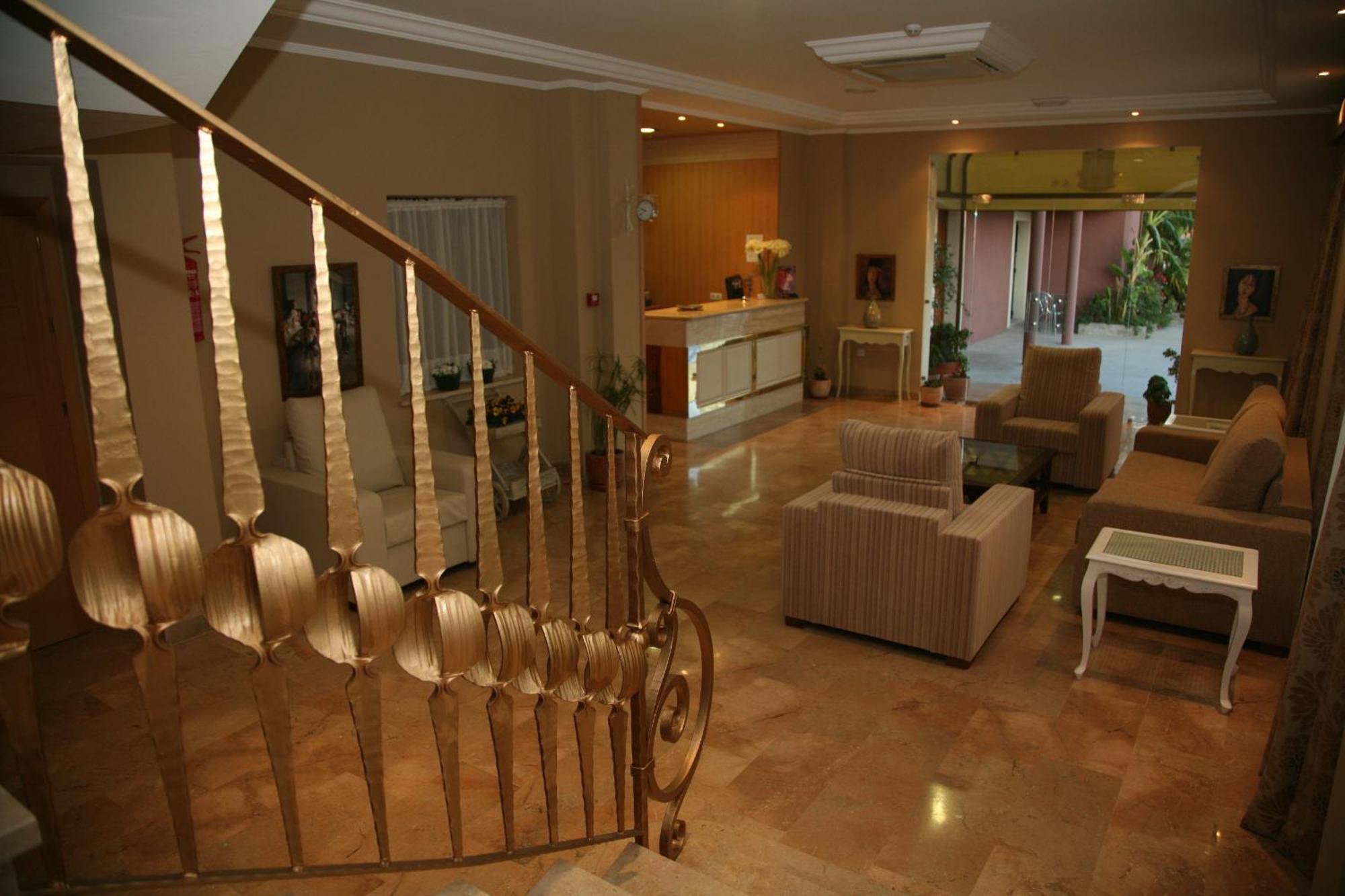 Hotel Torre Del Oro Ла-Ринконада Экстерьер фото